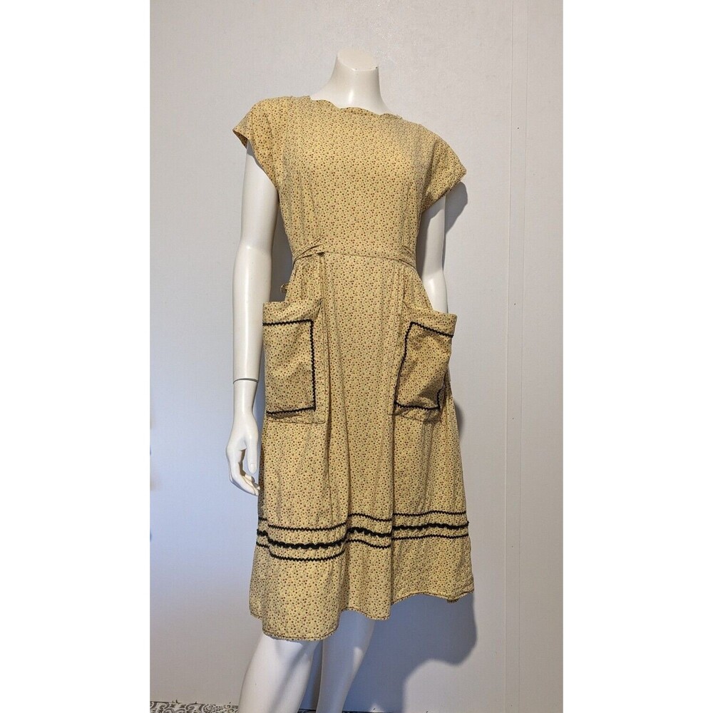Rare 40s Calico Cotton Apron Dress S/M Patio Peasant Yellow Wrap Ric Rac Pocket
